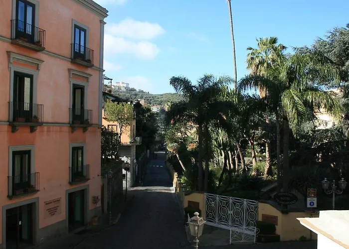 Divina House Bed & Breakfast Sorrento