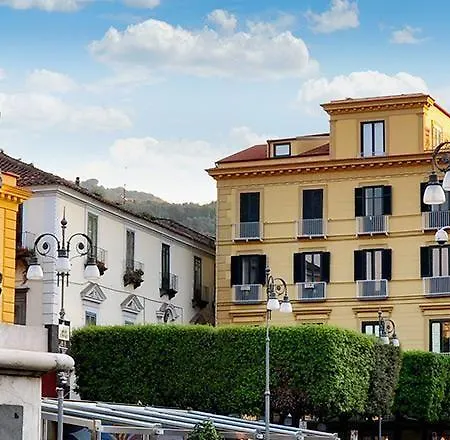 Divina House 4* Сорренто